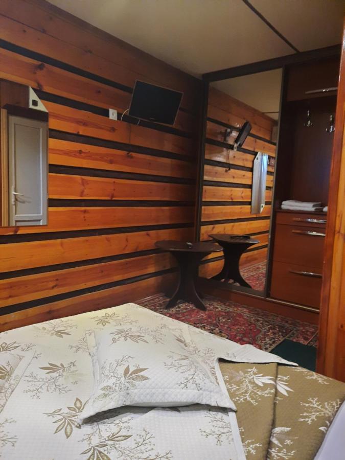 Kitech Guest House Odesa Exterior photo