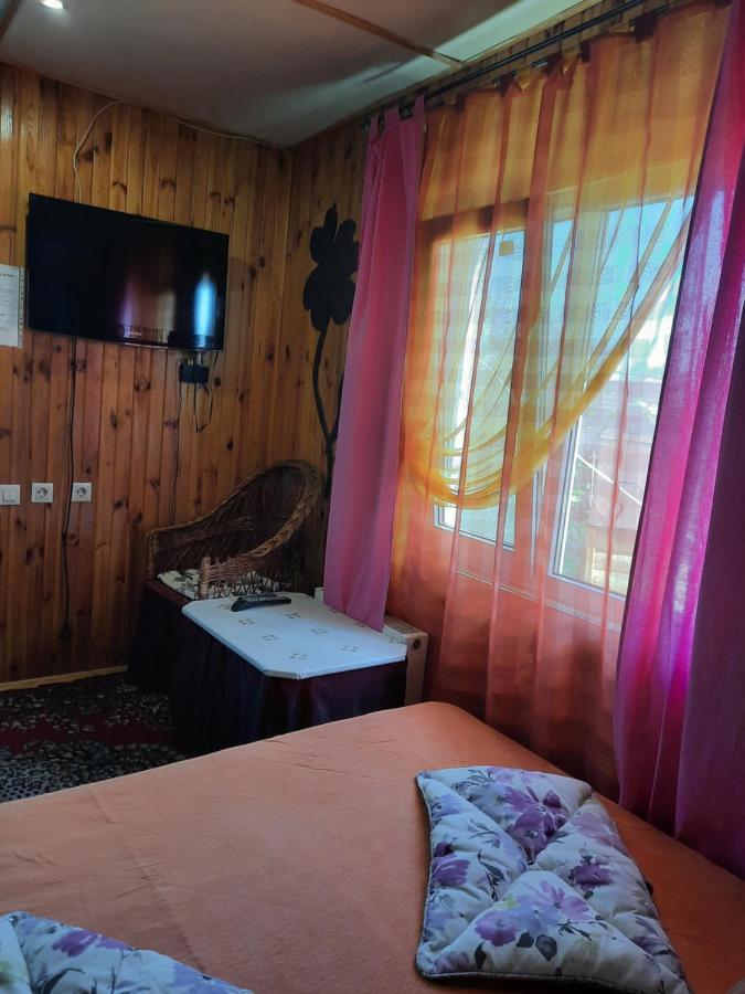 Kitech Guest House Odesa Exterior photo