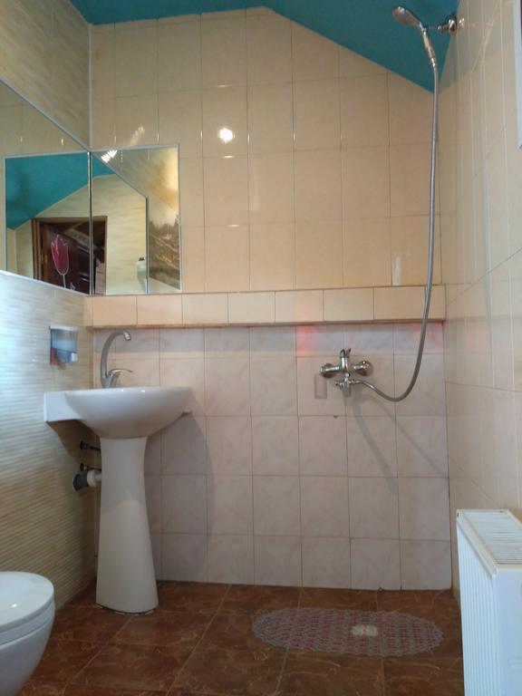 Kitech Guest House Odesa Exterior photo